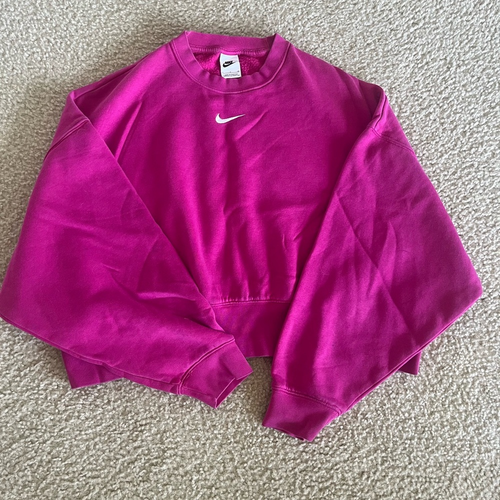 Cropped Pink Nike Crewneck